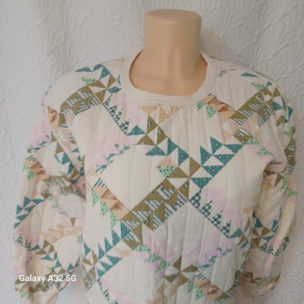 Universal Thread Women Size S Cream Quilted Sweatshirt - Picture 5 of 15